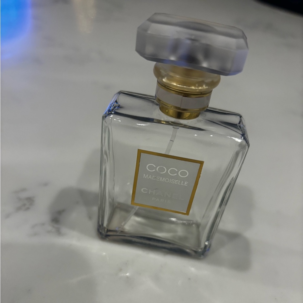 CHANEL Coco Mademoiselle Fragrance with Gold Detail
